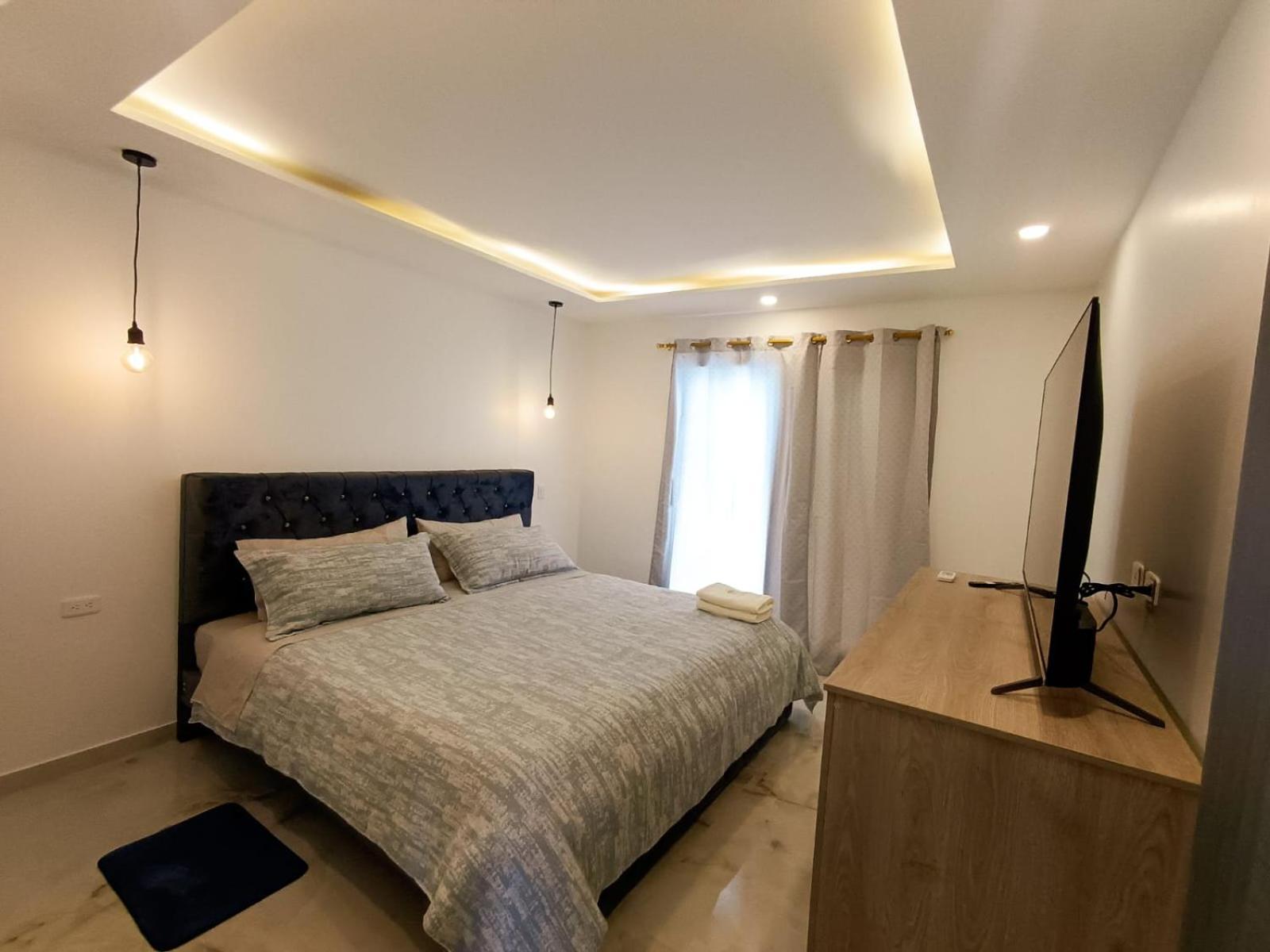 Hotel Berlin International Puerto López Екстериор снимка