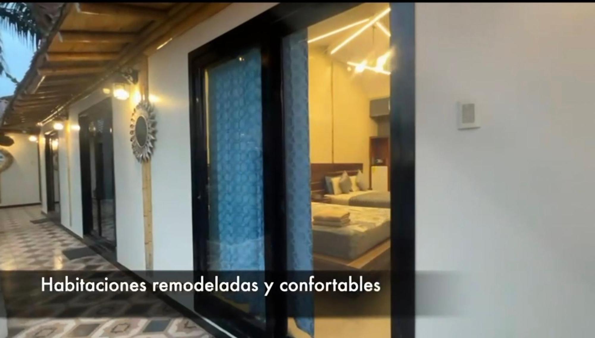 Hotel Berlin International Puerto López Екстериор снимка
